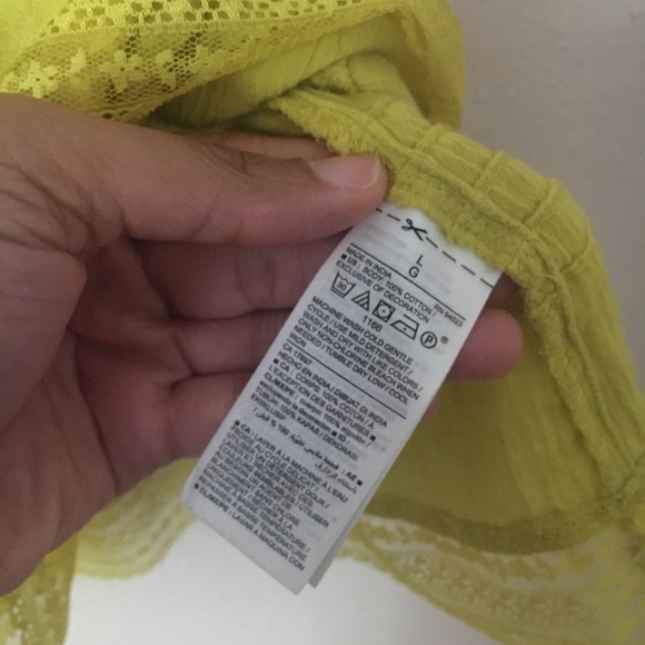 Old Navy 100% Cotton Lime Green Lace-Trim Blouse - Picture 3 of 6